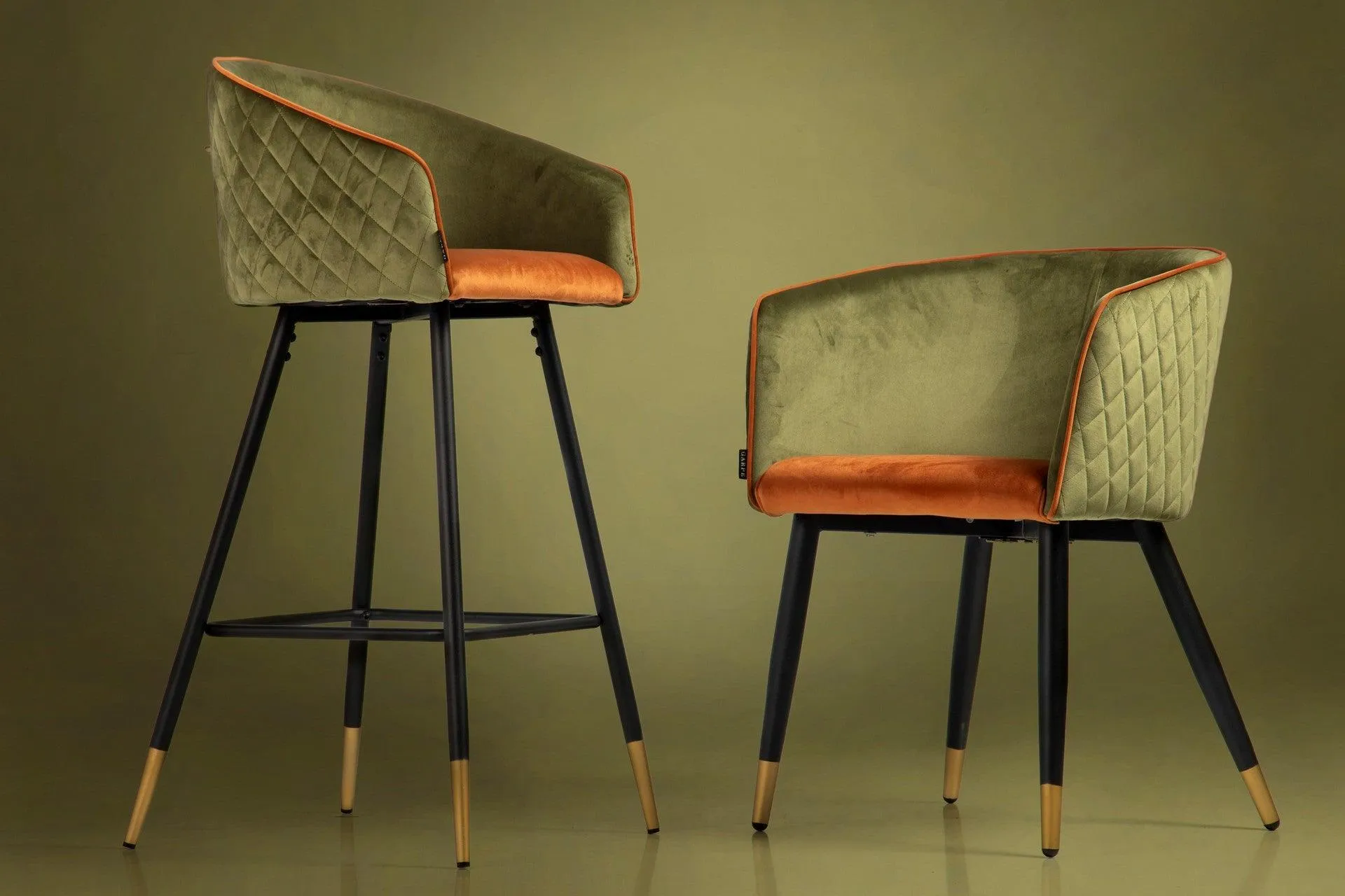 Set 2 Sgabelli Bar con manico By Garpe Interiores